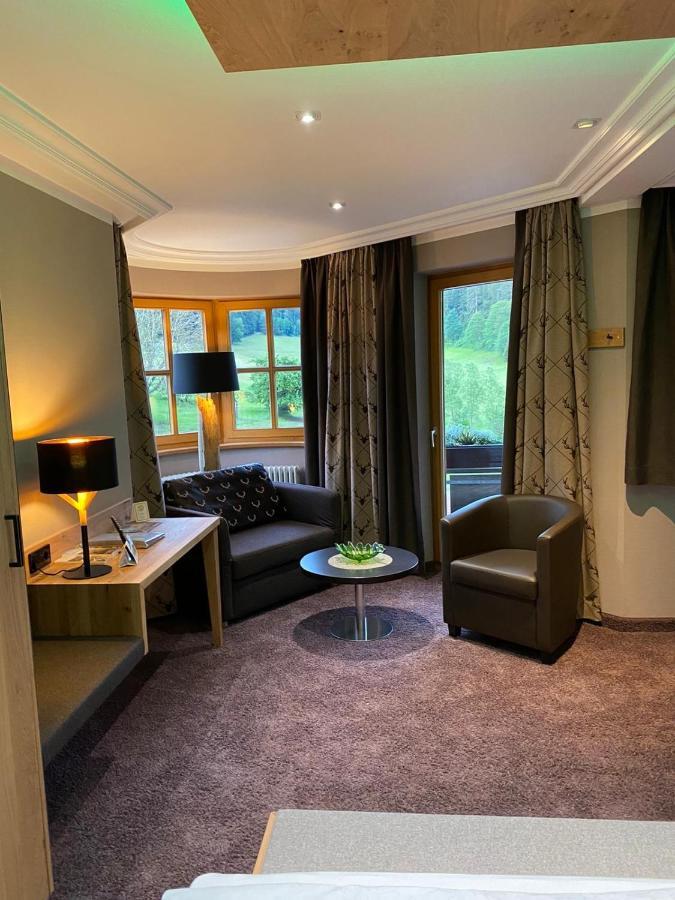 Hotel Heselbacher Hof Baiersbronn Ngoại thất bức ảnh