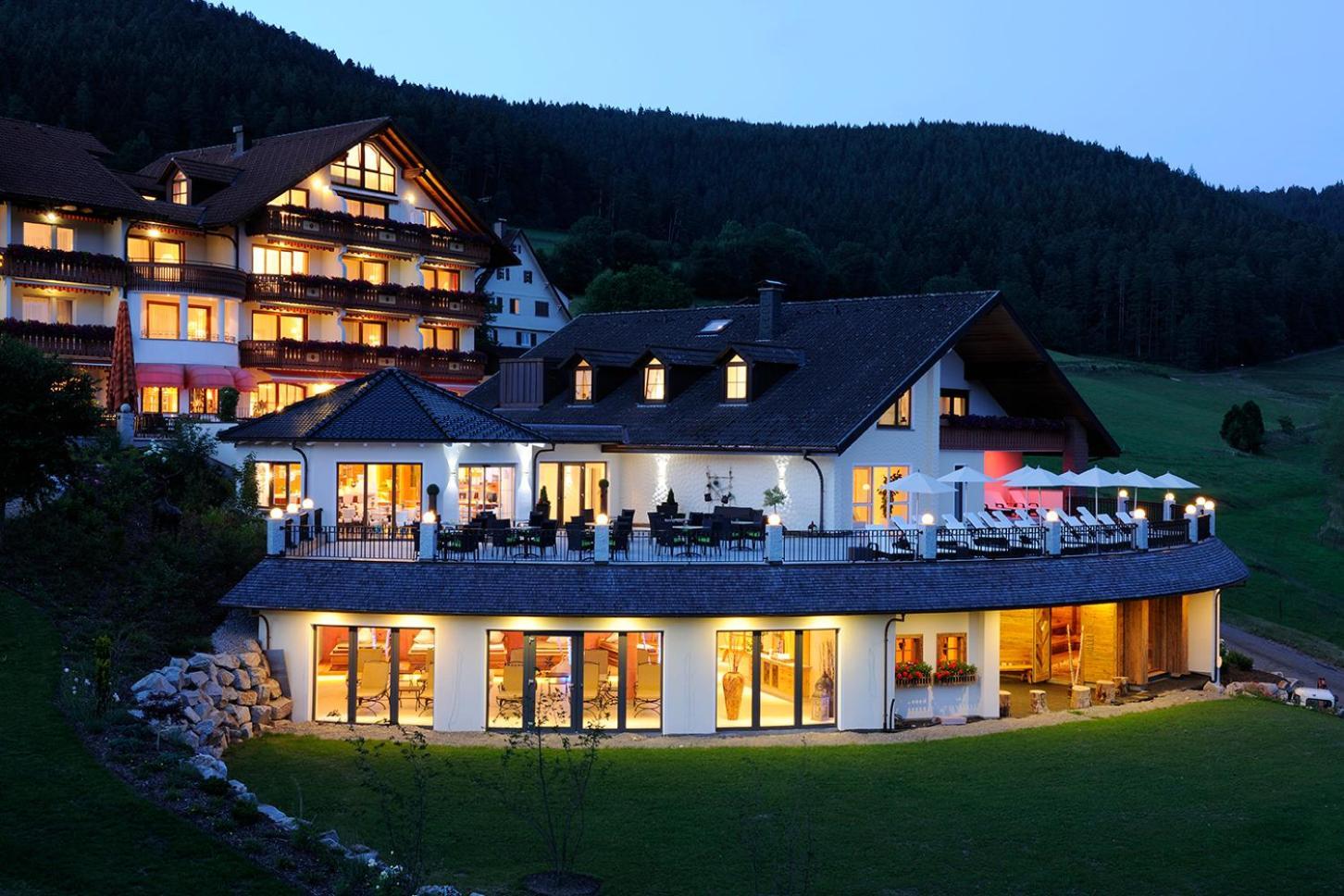 Hotel Heselbacher Hof Baiersbronn Ngoại thất bức ảnh
