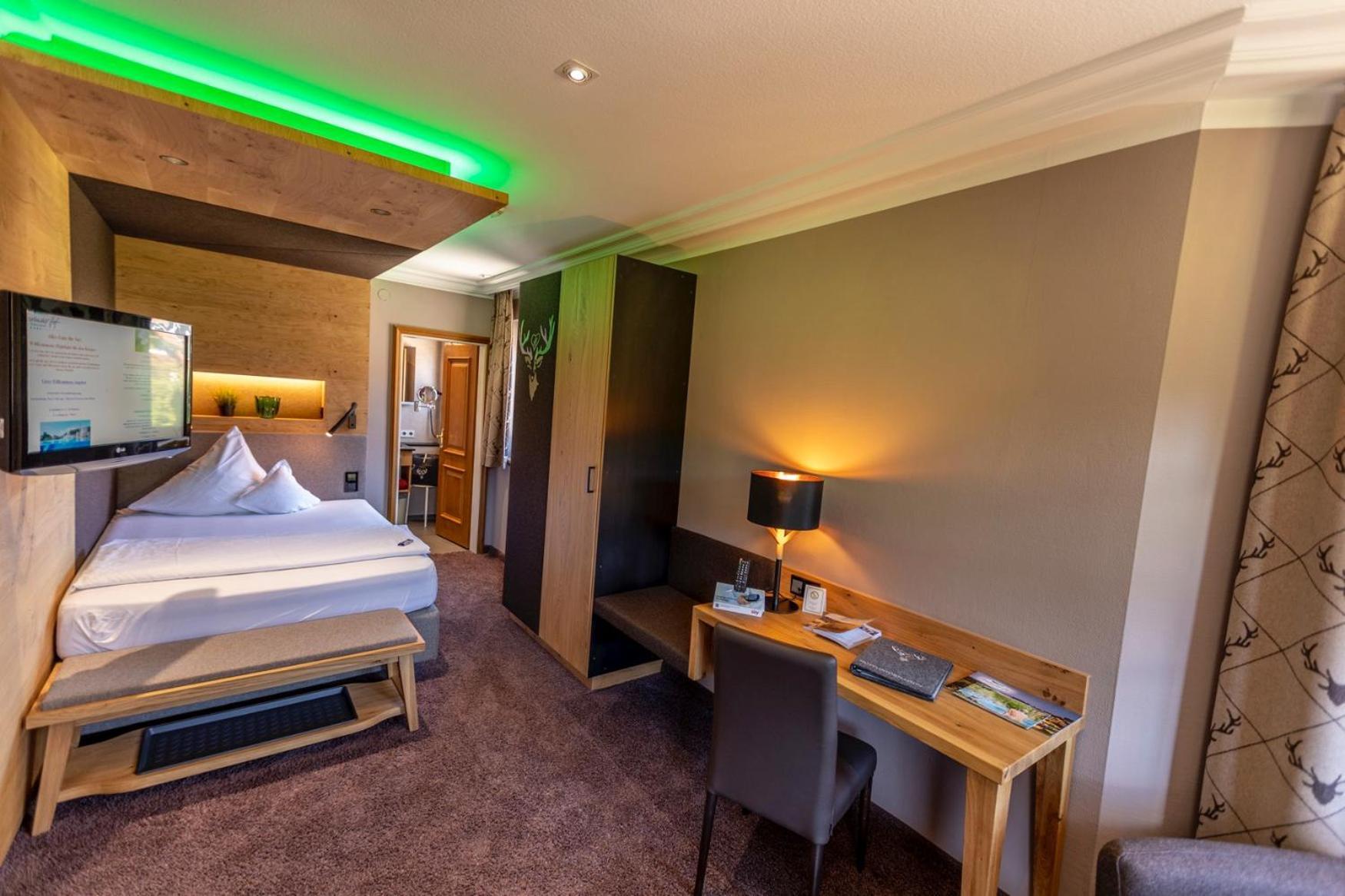 Hotel Heselbacher Hof Baiersbronn Ngoại thất bức ảnh